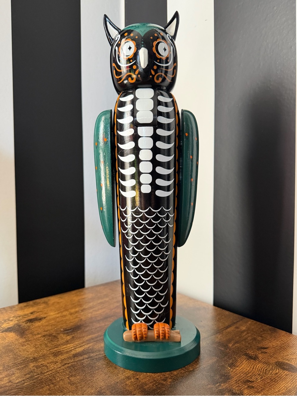NWOT Whimsical Layerings Day Of The Dead Owl Wood Halloween Nutcracker 14”H